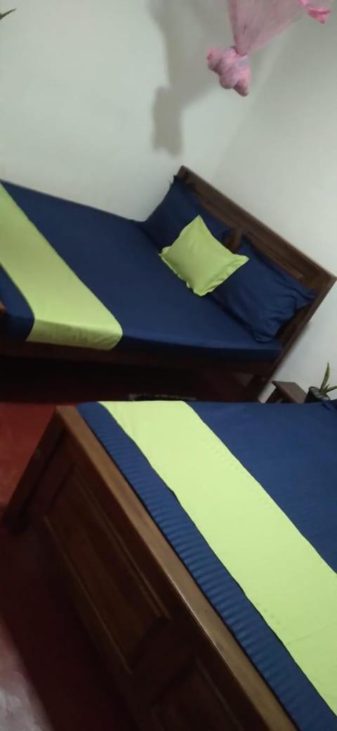 Impress Holiday Home Anuradhapura Exterior foto
